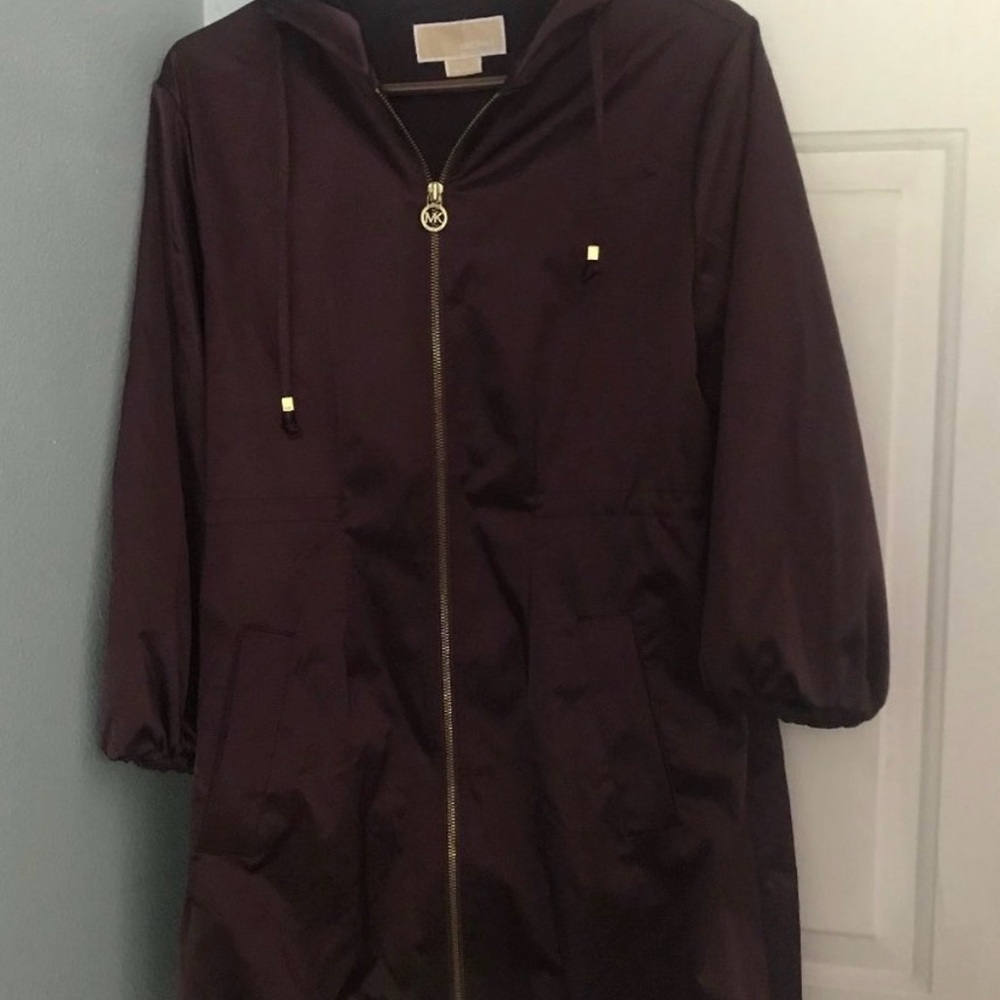 Elegant Women's Jacket in Purple